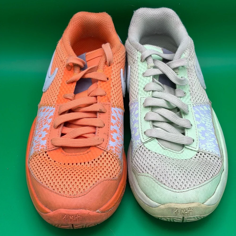 Nike ja mismatched